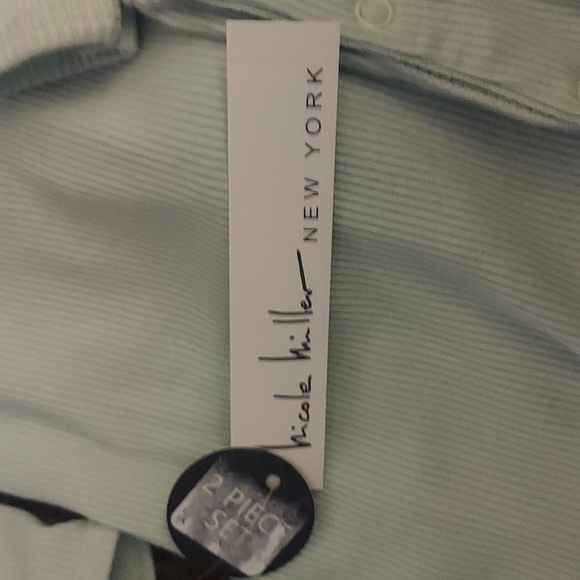 Nicole Miller two peice set - Picture 2 of 2